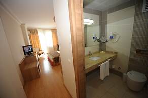 Suite Laguna Hotel