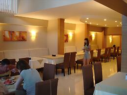 Suite Laguna Hotel