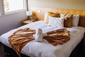 York Cove Hotel