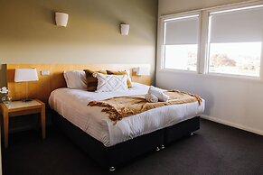 York Cove Hotel