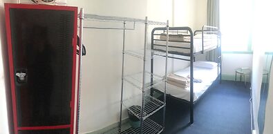 Home Backpackers