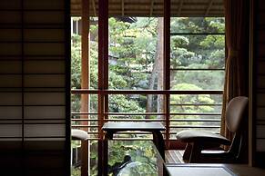 Nishimuraya Honkan