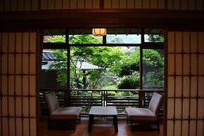Nishimuraya Honkan