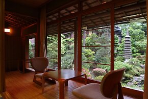 Nishimuraya Honkan