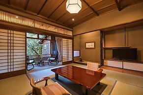 Nishimuraya Honkan