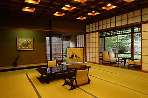 Nishimuraya Honkan
