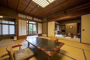 Nishimuraya Honkan