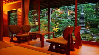 Nishimuraya Honkan