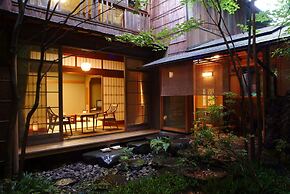 Nishimuraya Honkan