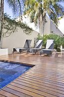 San Isidro Plaza Hotel