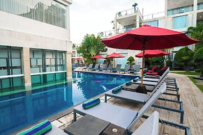FuramaXclusive Ocean Beach, Seminyak, Bali