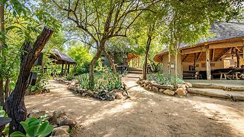Umlani Bushcamp - Lodge
