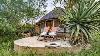 Umlani Bushcamp - Lodge