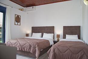 Hotel Danaos