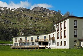Maloja Palace