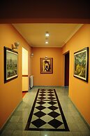 Elegance Hotel