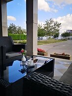 Elegance Hotel