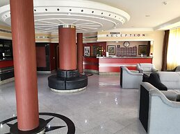 Elegance Hotel