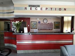 Elegance Hotel