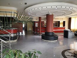 Elegance Hotel