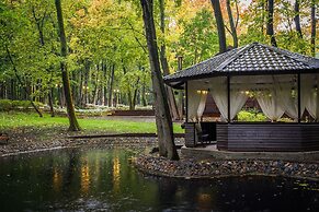 Volynskoye Congress Park