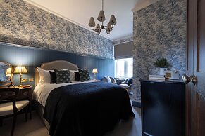 Dumbleton Hall Hotel