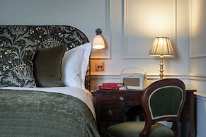 Dumbleton Hall Hotel