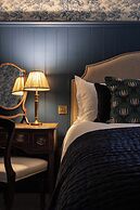 Dumbleton Hall Hotel