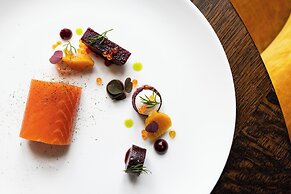 Dumbleton Hall Hotel
