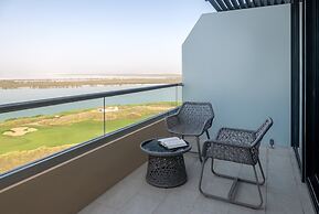 Yas Plaza Mangroves