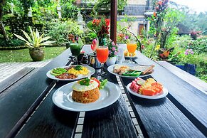 Puri Saron Hotel Madangan