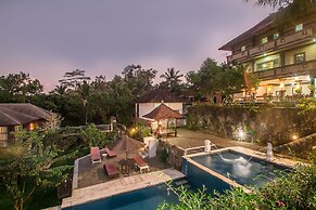 Puri Saron Hotel Madangan