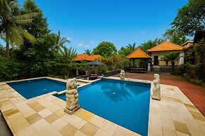 Puri Saron Hotel Madangan