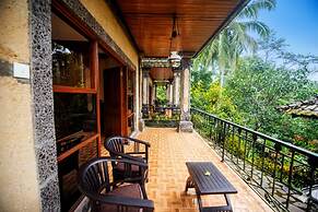 Puri Saron Hotel Madangan
