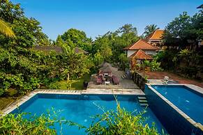 Puri Saron Hotel Madangan