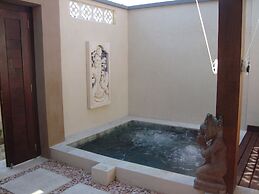Puri Mas Boutique Resort & Spa