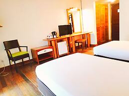 Sutra Beach Resort