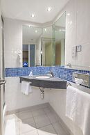 Holiday Inn Express Kettering by IHG