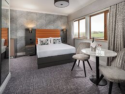 Diamond Coast Hotel