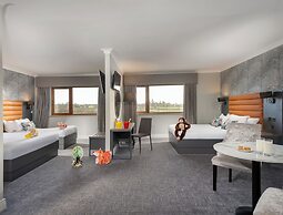 Diamond Coast Hotel