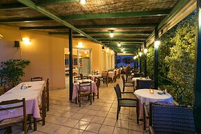 Elotia Hotel
