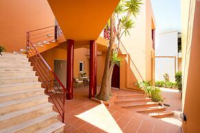 Elotia Hotel