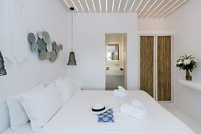 Zefi Hotel & Suites