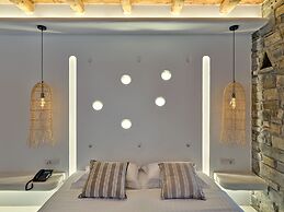 Zefi Hotel & Suites