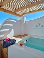 Zefi Hotel & Suites