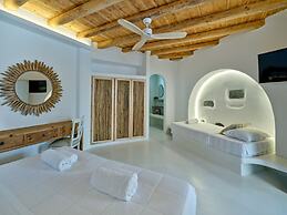 Zefi Hotel & Suites