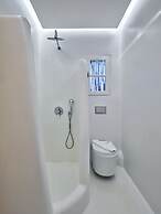Zefi Hotel & Suites