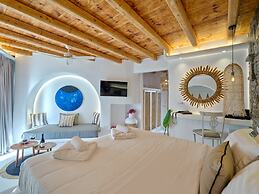Zefi Hotel & Suites