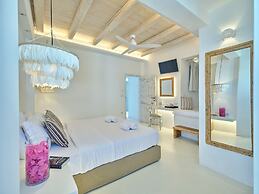 Zefi Hotel & Suites