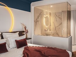 Seven Hotel Paris